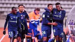 伤缺, 测尼斯 伤缺, 测尼斯