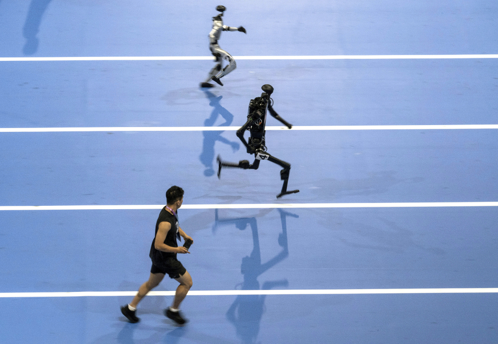 img, 极限速度很, 器人为参赛 img, 极限速度很, 器人为参赛