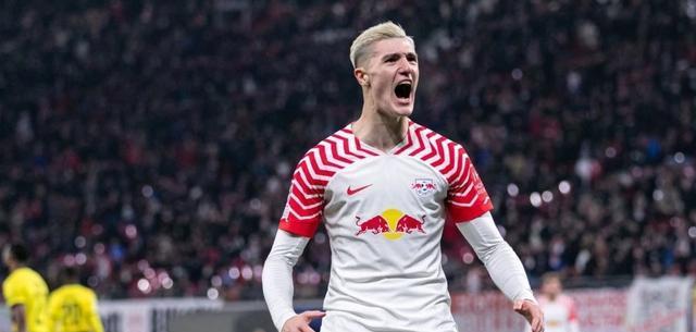 人才争夺战, 重塑豪门雄