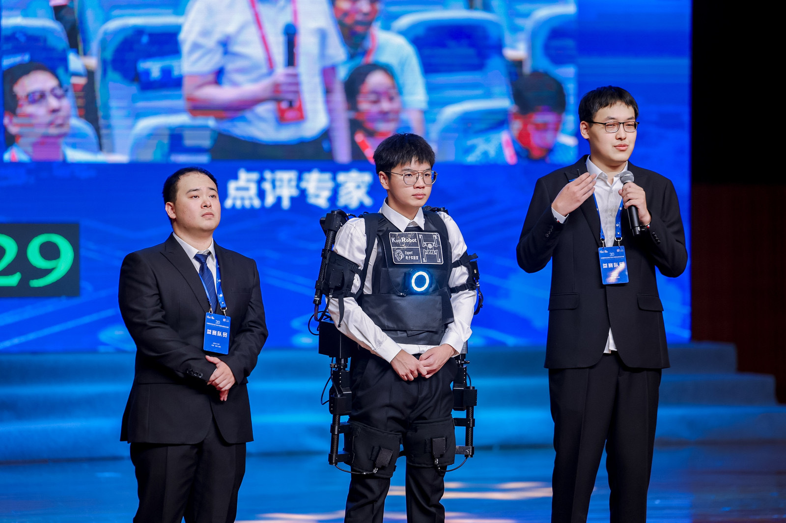 cn, 二等奖, 规模最大的