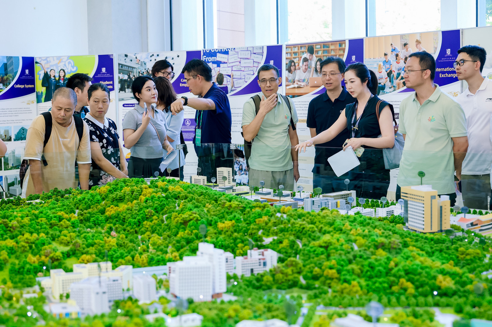 青春战队集, https, 作者