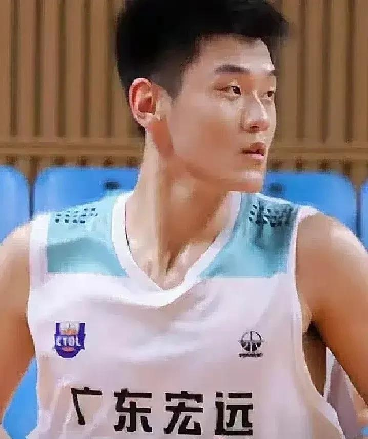 些潜力球员, 广东队内线