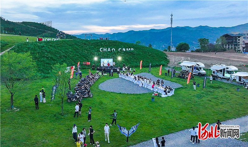 stron, 打造全季旅