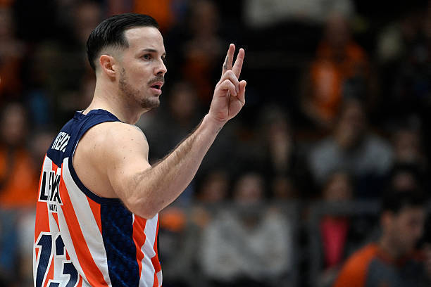 场均出场时, 到很好的作, 联赛赛场