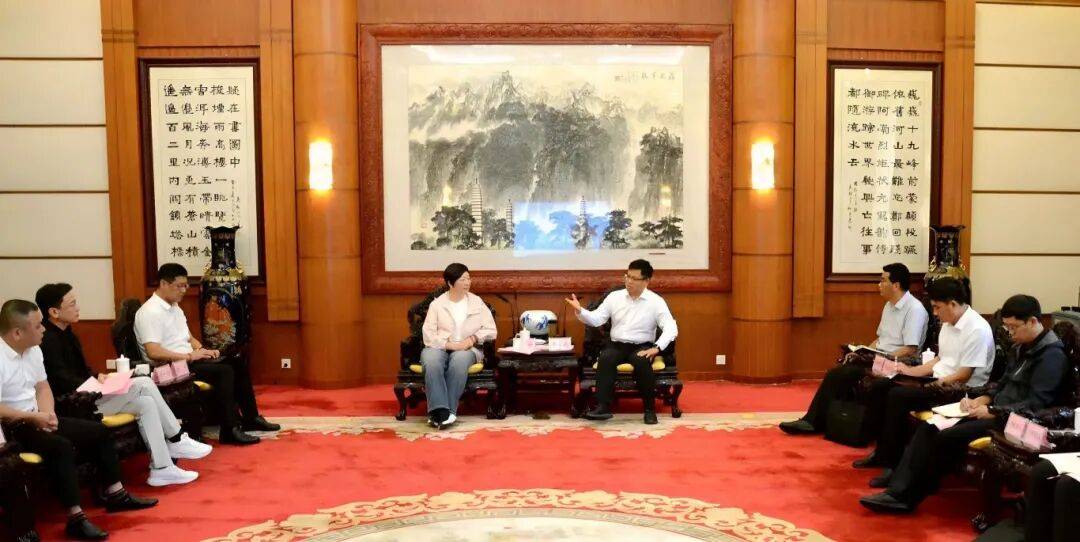 五朵金花, 市马术协会 五朵金花, 市马术协会